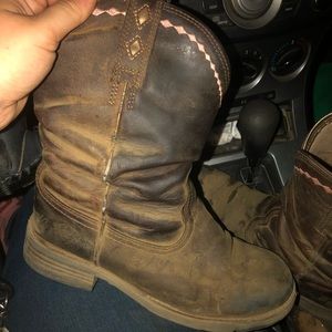 Ariat boots NEED GONE!!!